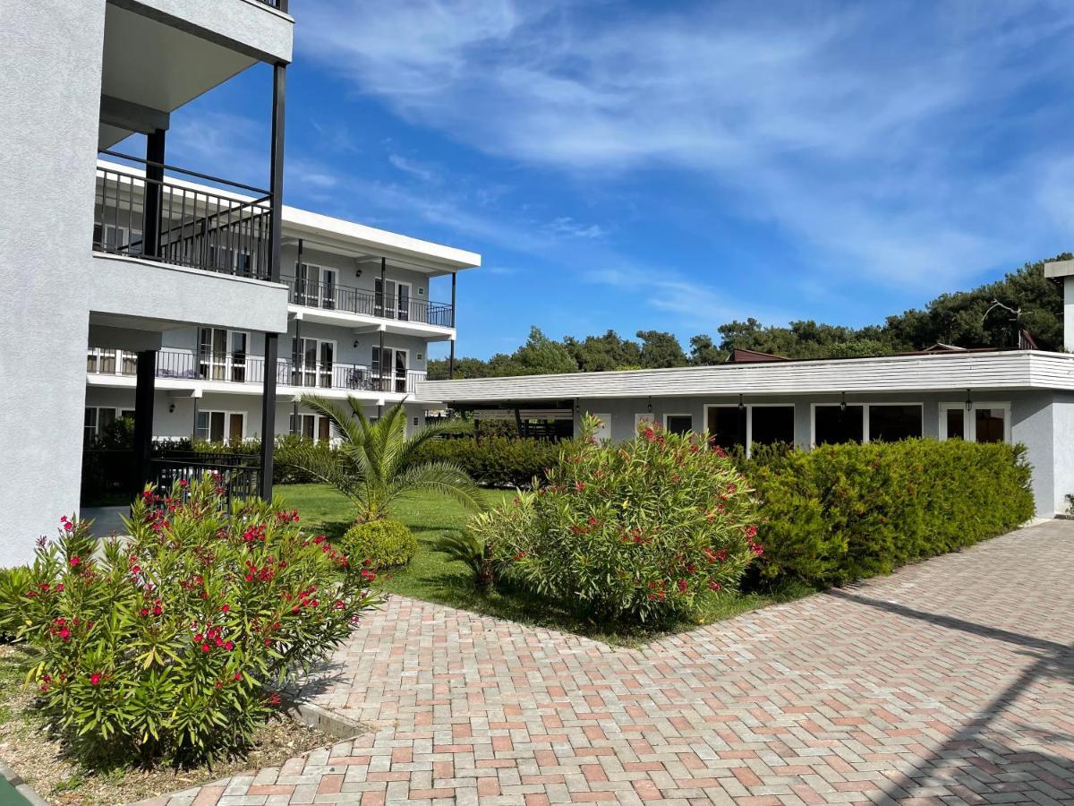 Hotel Mandarin Pizunda Luaran gambar